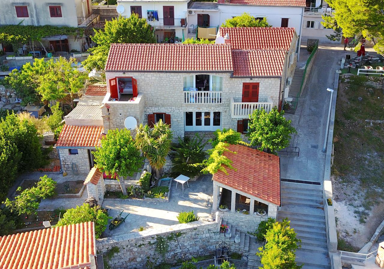 Apartments Racic Bol Esterno foto